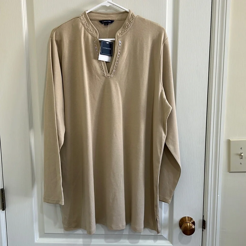 Land’s End Beige Knit Beaded Accent Tunic - Picture 1 of 8